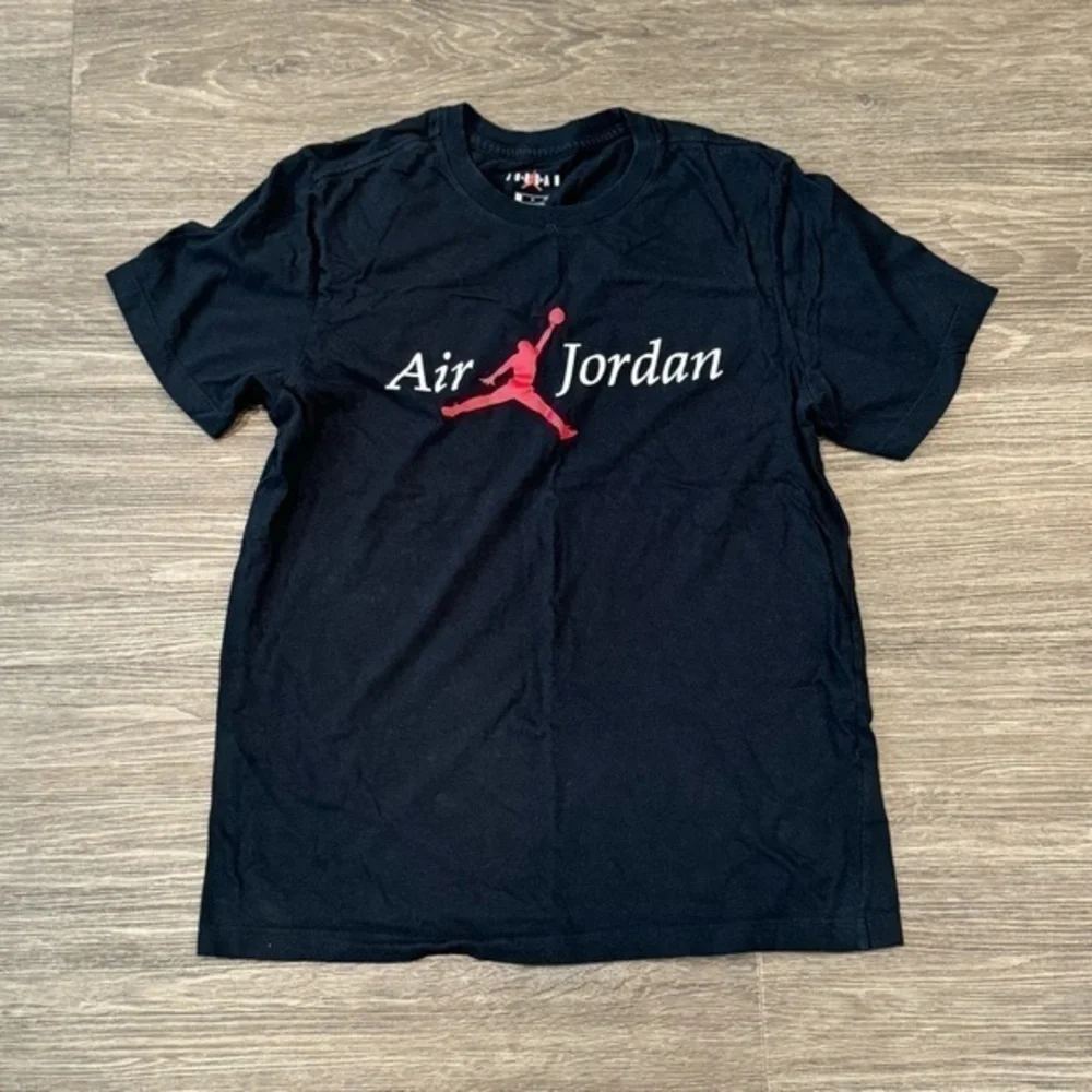 Nike Jordan Shirt sz Sm Preown